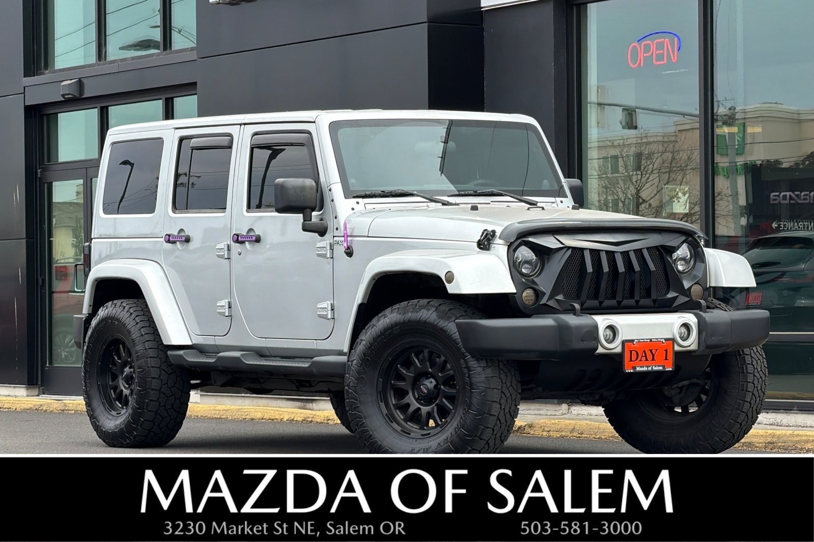2012 Jeep Wrangler Unlimited Sahara