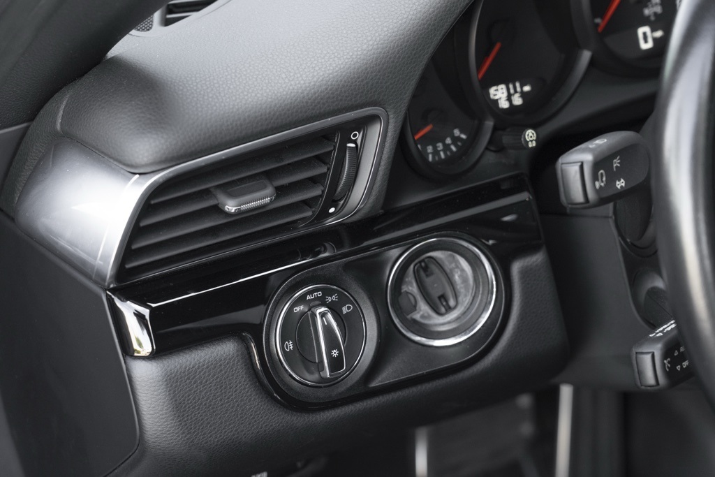 2018 Porsche 911 Carrera T - Photo 14