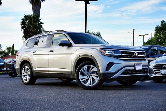 2022 Volkswagen Atlas 3.6L V6 SE w/Technology