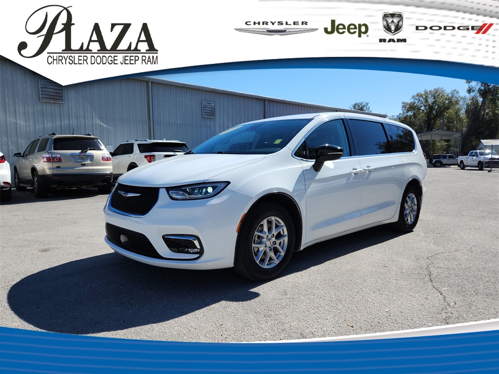 2024 Chrysler Pacifica Touring L FWD