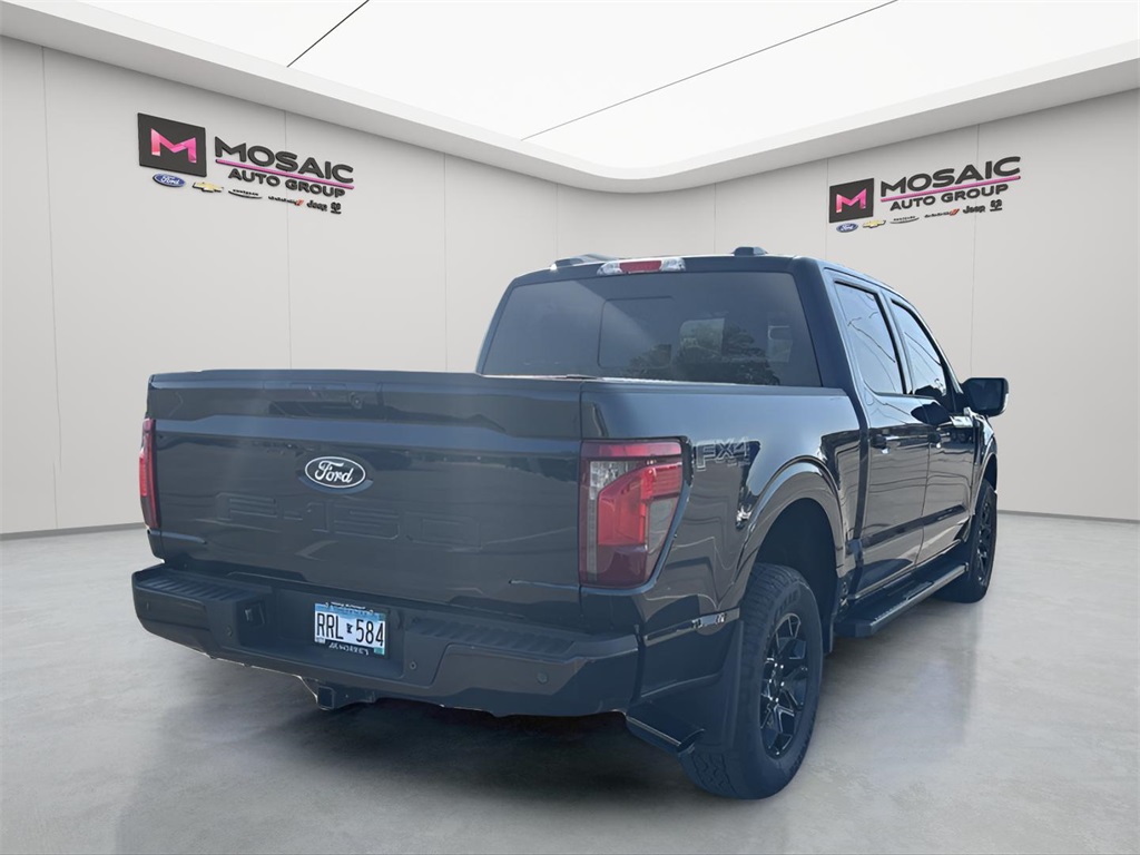 2024 Ford F-150 XLT photo 3