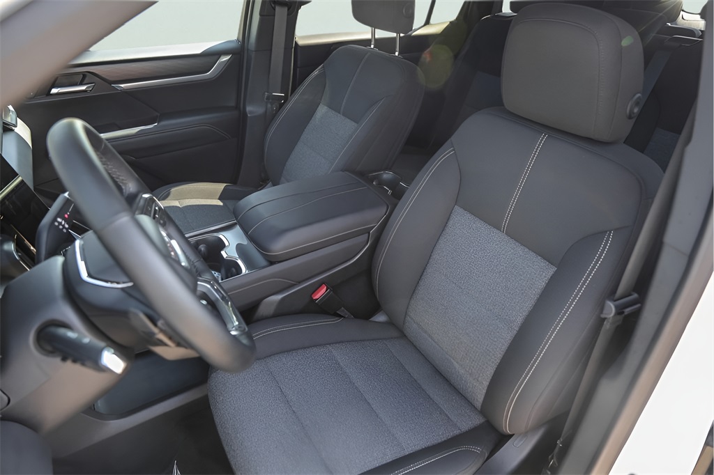 Used Car 2025 Gmc Acadia  Elevation For Sale Under $40,000 In Austin, Texas