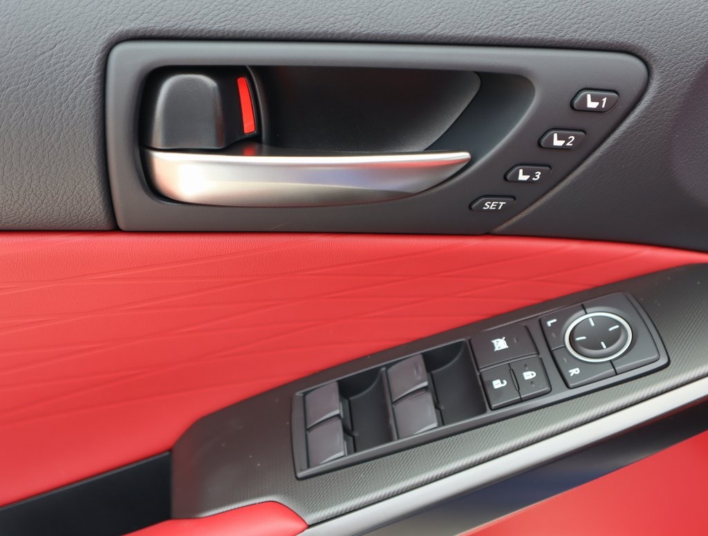 Thumbnail: 2025 Lexus IS - 24