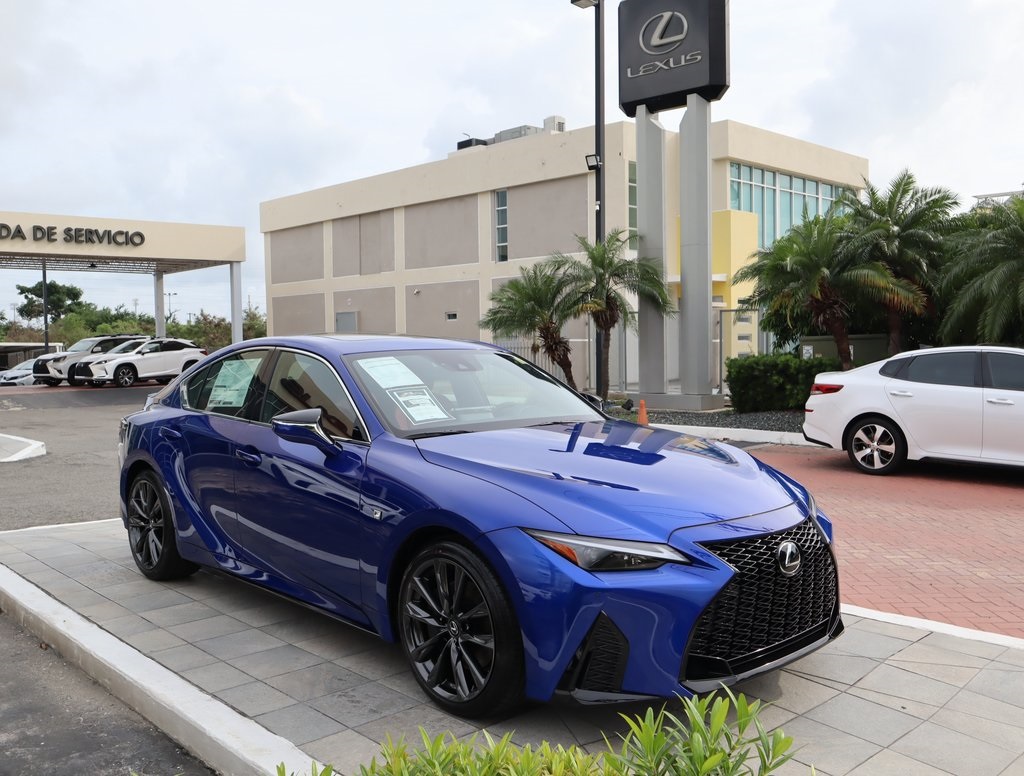 Thumbnail: 2025 Lexus IS - 3
