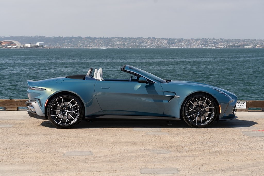 Aston Martin 2026 Vantage 