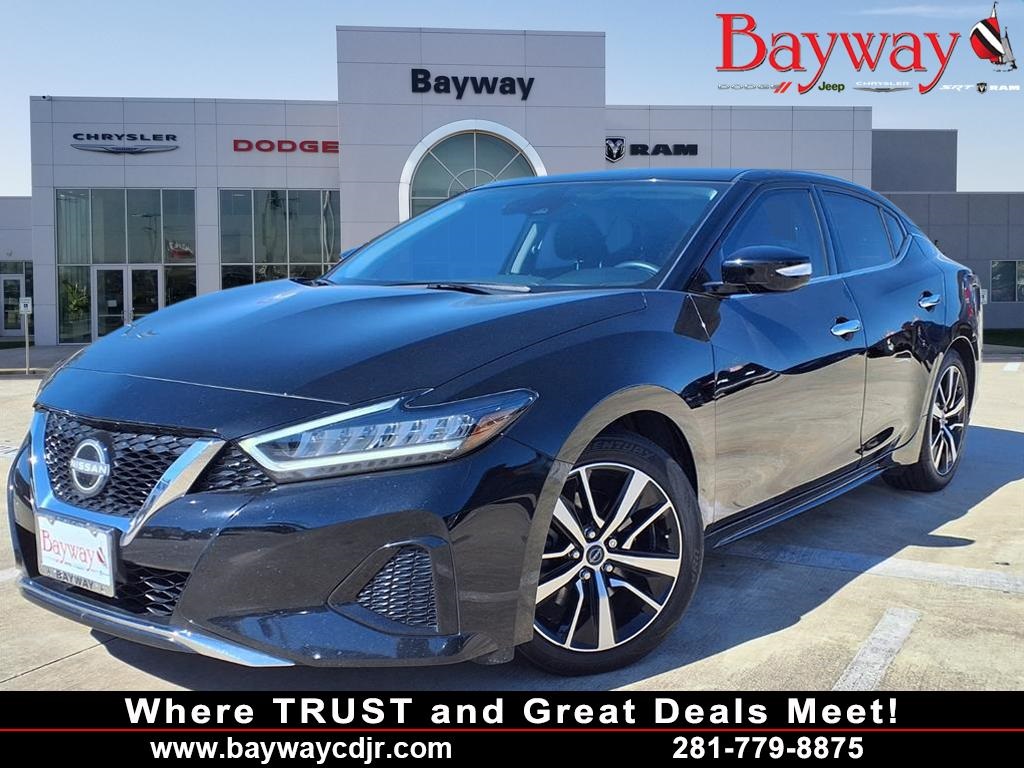 2023 Nissan Maxima SV Black at Keating Nissan