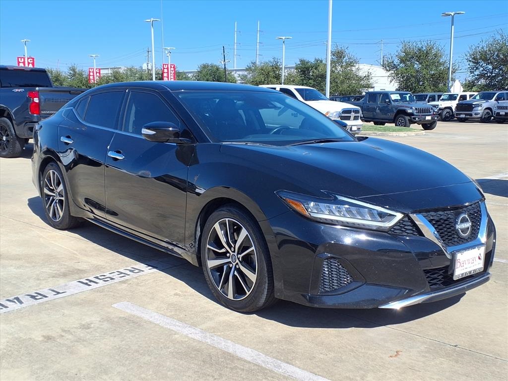 2023 Nissan Maxima SV Black at Keating Nissan