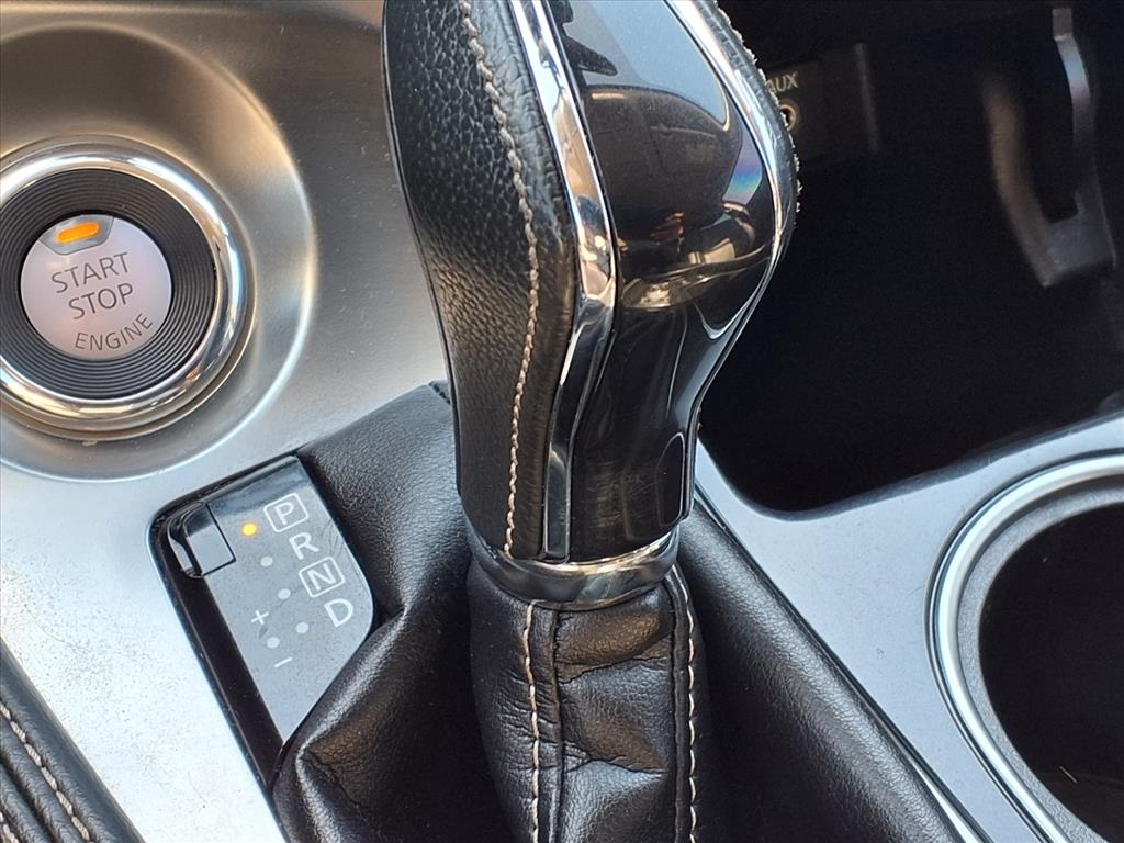 2023 Nissan Maxima SV Black at Keating Nissan