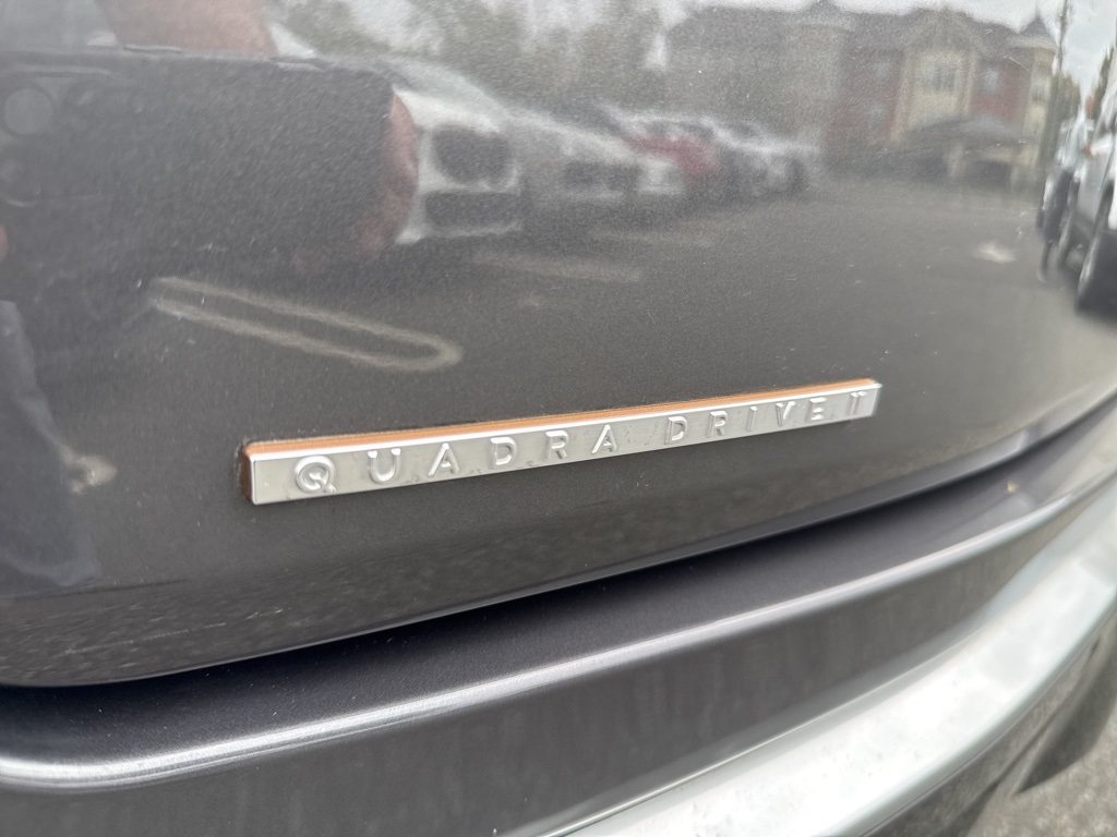 2022 Jeep Grand Wagoneer III photo 11