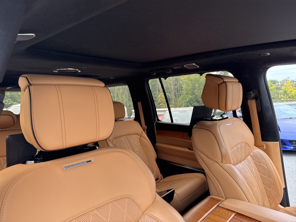 2022 Jeep Grand Wagoneer III photo 34