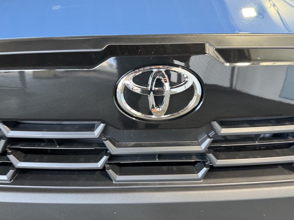 Thumbnail: 2026 Toyota Corolla Cross - 12