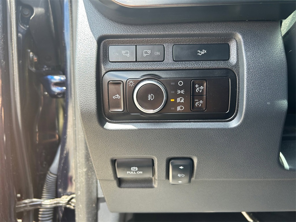 Used Car 2023 Ford F-250sd  Lariat For Sale Under $60,000 In Floresville, Texas