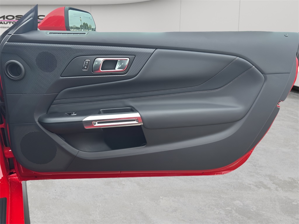2025 Ford Mustang