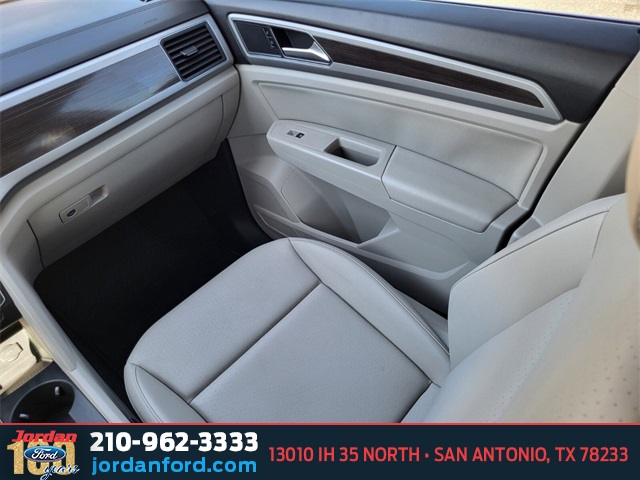 Used Car 2019 Volkswagen Atlas  3.6l V6 Se For Sale Under $15,000 In San Antonio, Texas