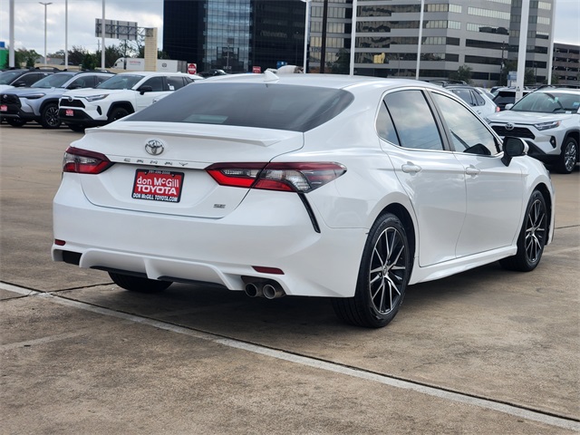 2023 Toyota Camry SE - 4