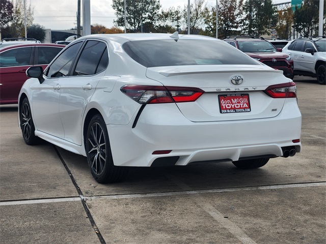 2023 Toyota Camry SE - 6