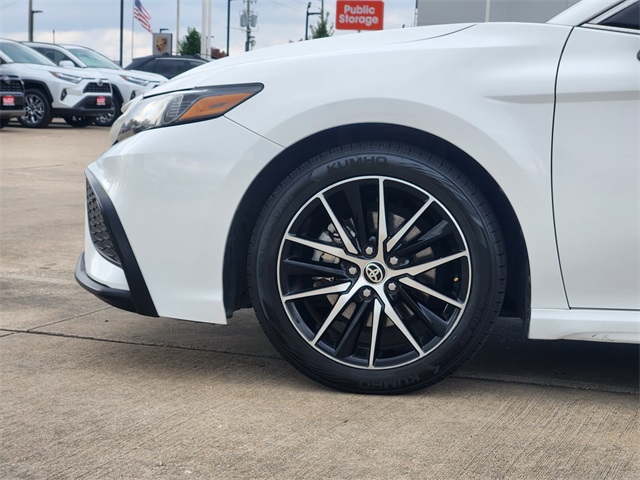 2023 Toyota Camry SE - 7
