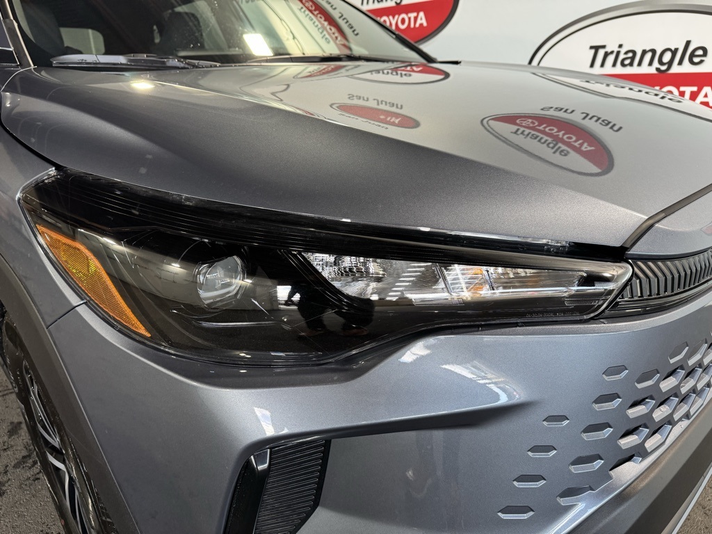 Thumbnail: 2026 Toyota Corolla Cross - 11