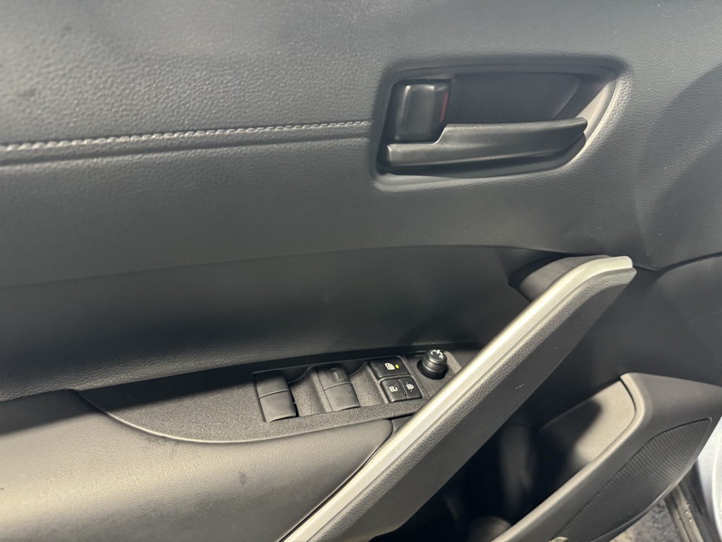 Thumbnail: 2026 Toyota Corolla Cross - 32