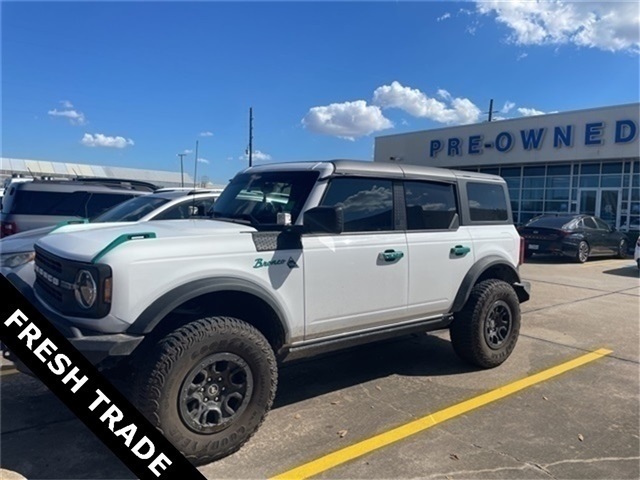 2022 Ford Bronco Black Diamond White at Classic Chevrolet Galveston