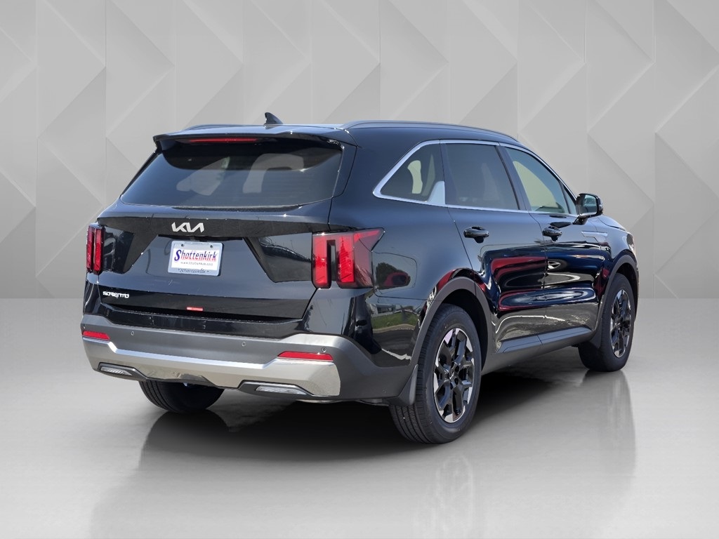 2025 Kia Sorento S - 3