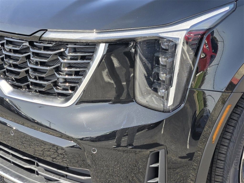 2025 Kia Sorento S - 5