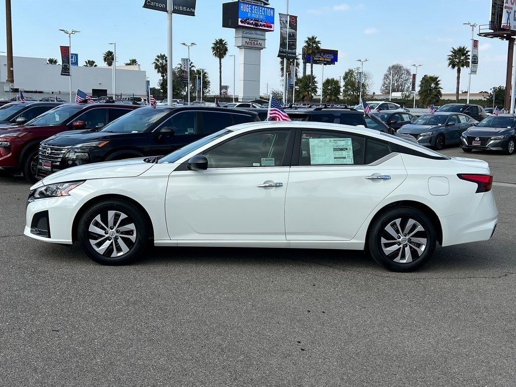 2025 Nissan Altima 2.5 S photo 3