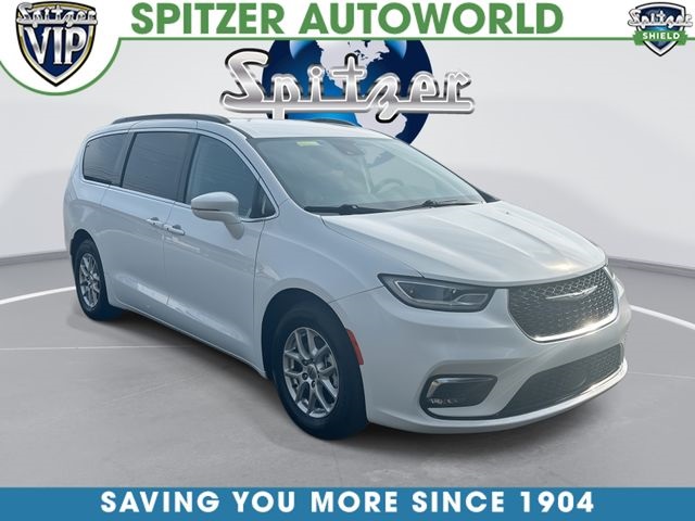 Bright White Clearcoat 2022 Chrysler Pacifica Minivan Front-Wheel Drive 9-Speed Automatic