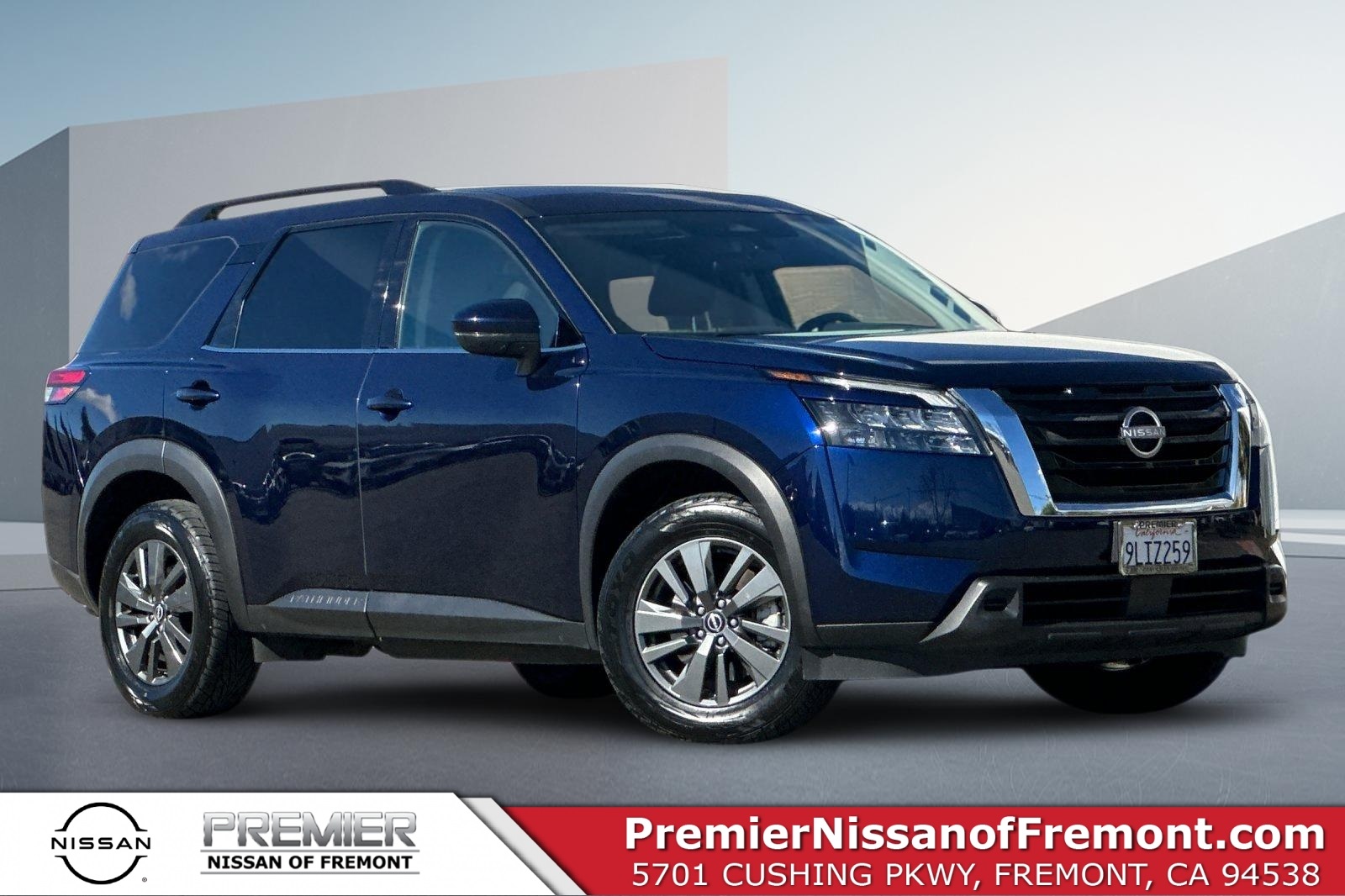 2024 Nissan Pathfinder SV FWD