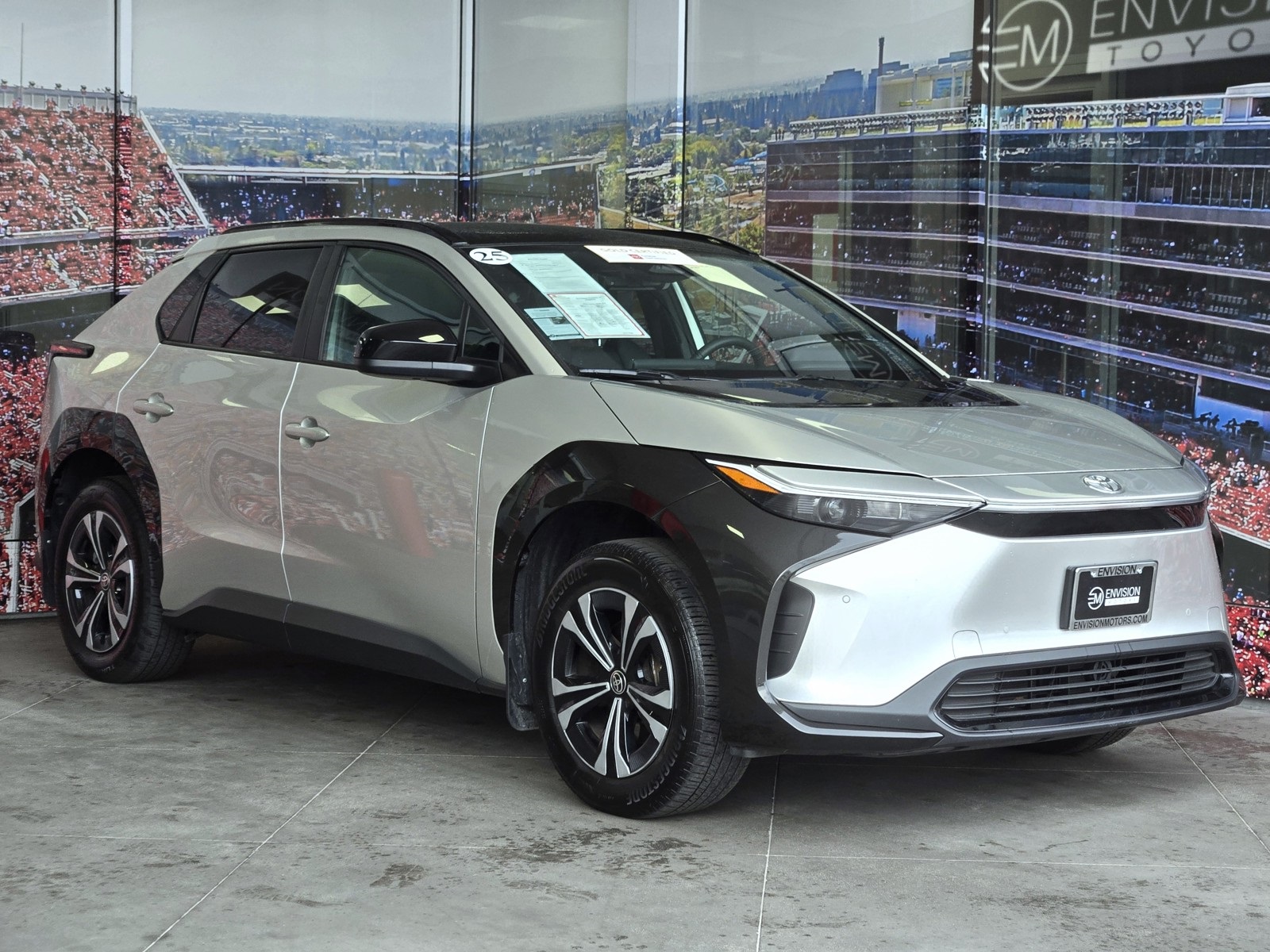 2025 Toyota bZ4X XLE AWD