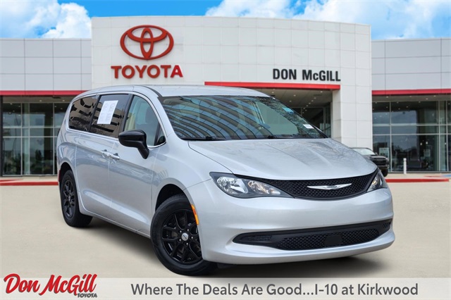 2024 Chrysler Voyager LX FWD