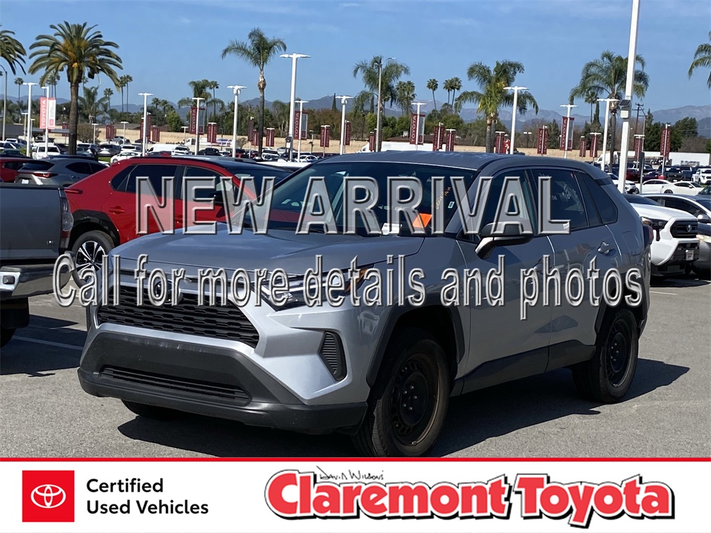 2025 Toyota RAV4 LE AWD