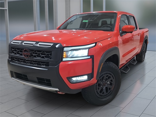 2026 Nissan Frontier PRO-4X Crew Cab LB 4WD