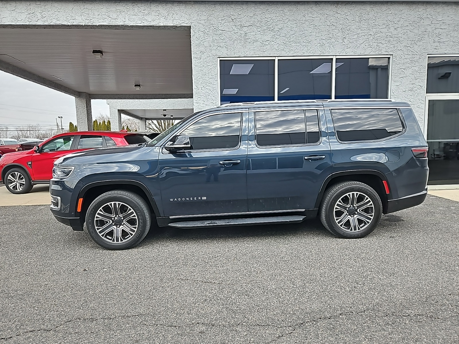 2023 Jeep Wagoneer 4WD