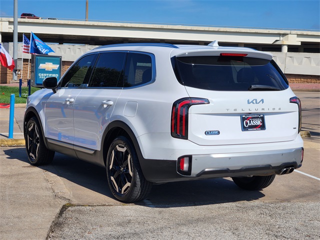2023 Kia Telluride EX White at Parkway Family Mazda