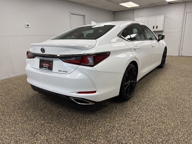 2024 Lexus ES 350 F SPORT Handling photo 4