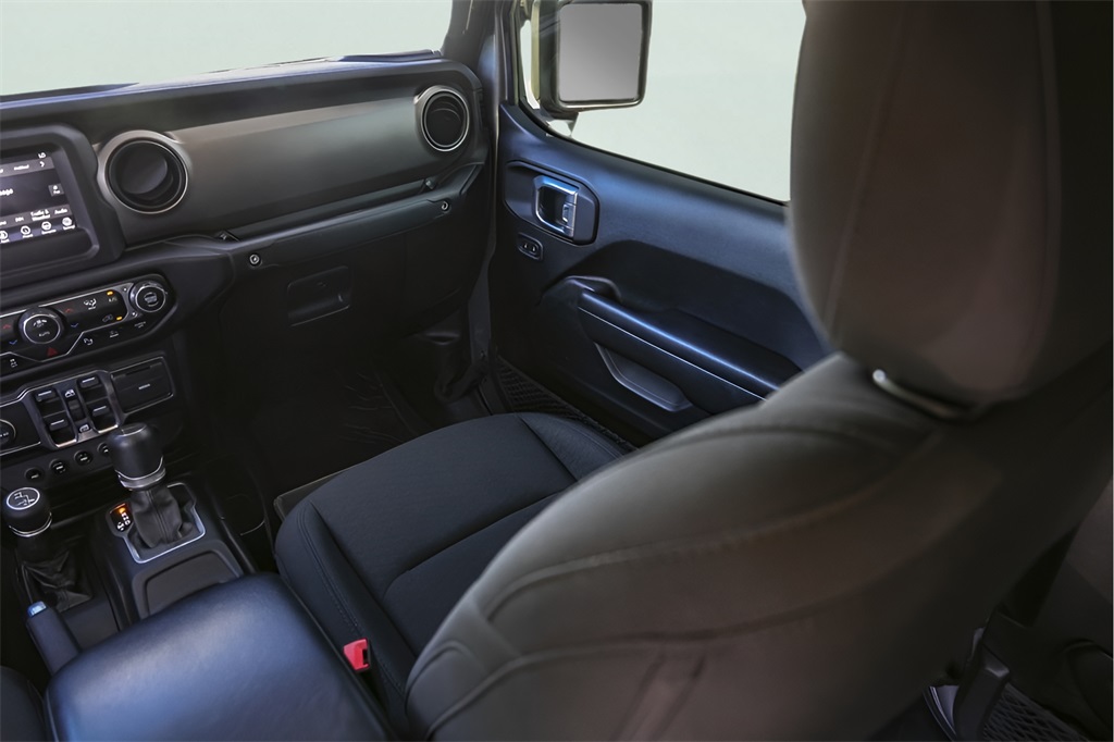 Used Car 2020 Jeep Gladiator  Sport For Sale Under $30,000 In Austin, Texas