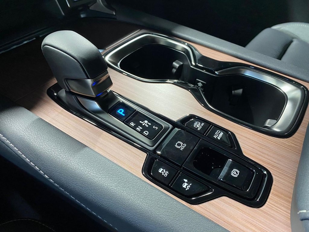 Thumbnail: 2025 Lexus RX - 24