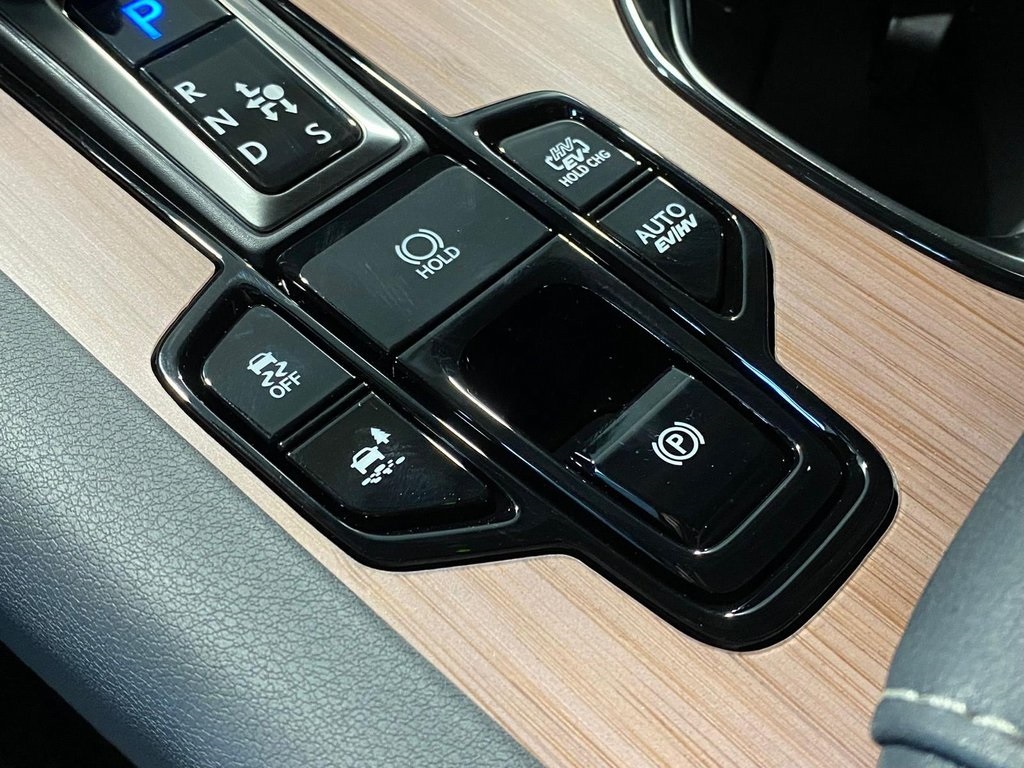 Thumbnail: 2025 Lexus RX - 25