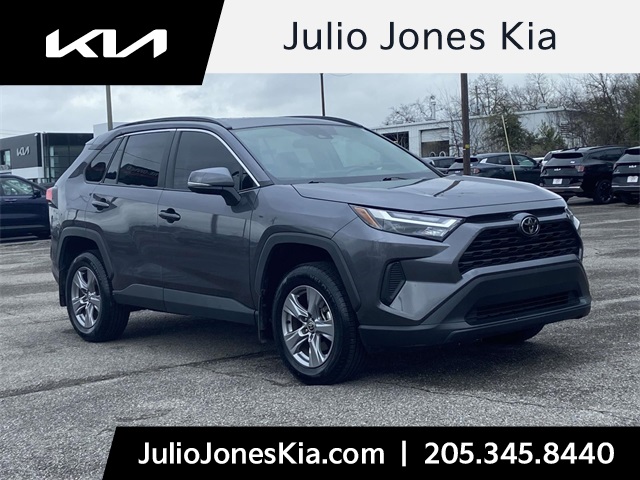 2024 Toyota RAV4 XLE FWD