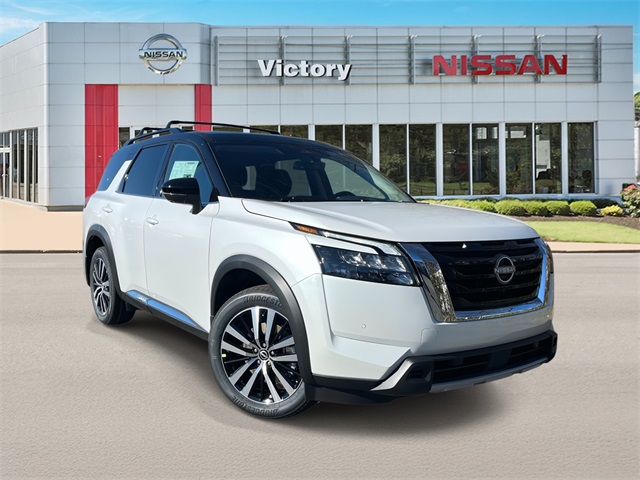 2025 Nissan Pathfinder Platinum FWD