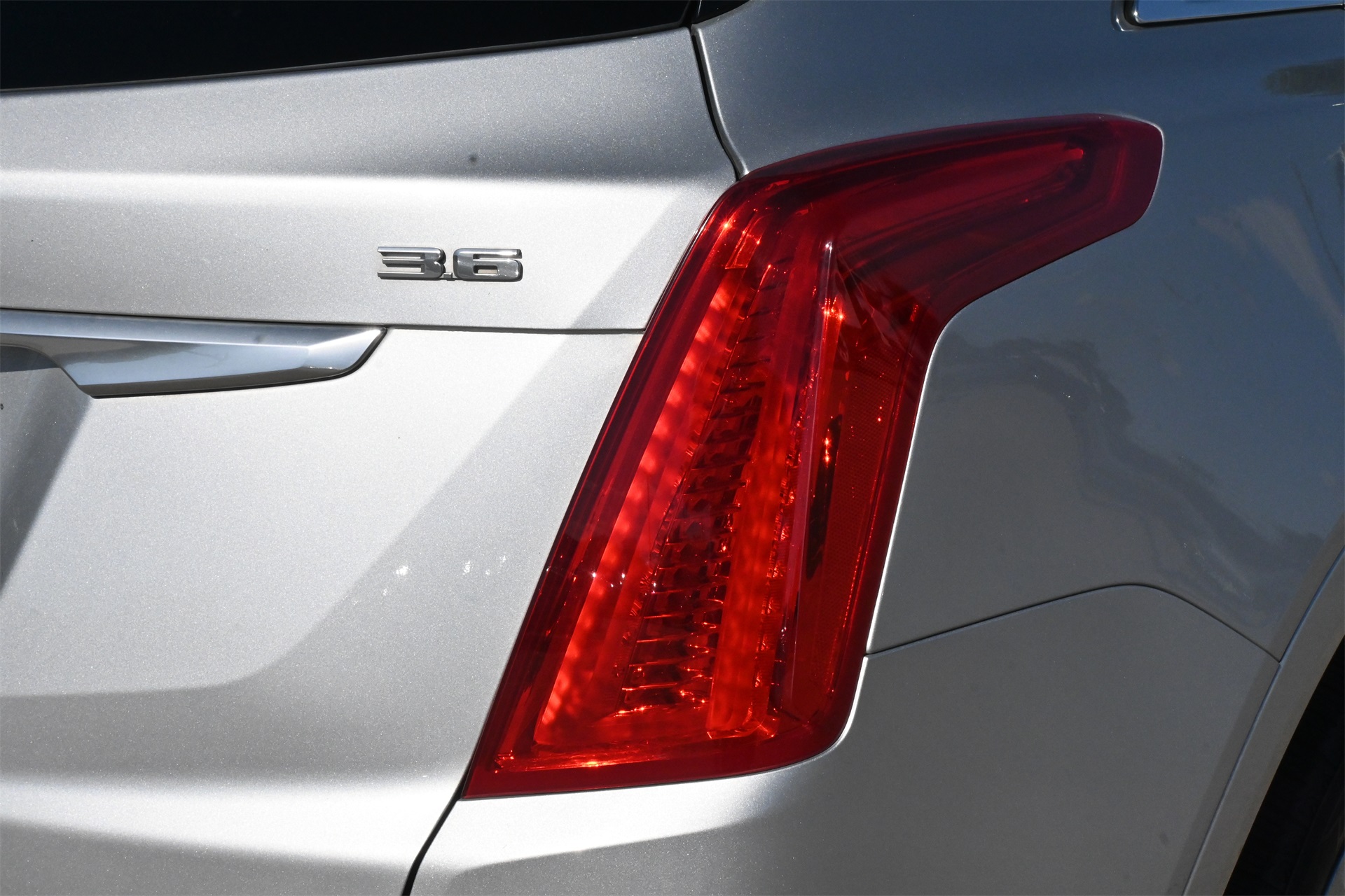 2019 Cadillac XT5 Premium Luxury Silver at Community Honda