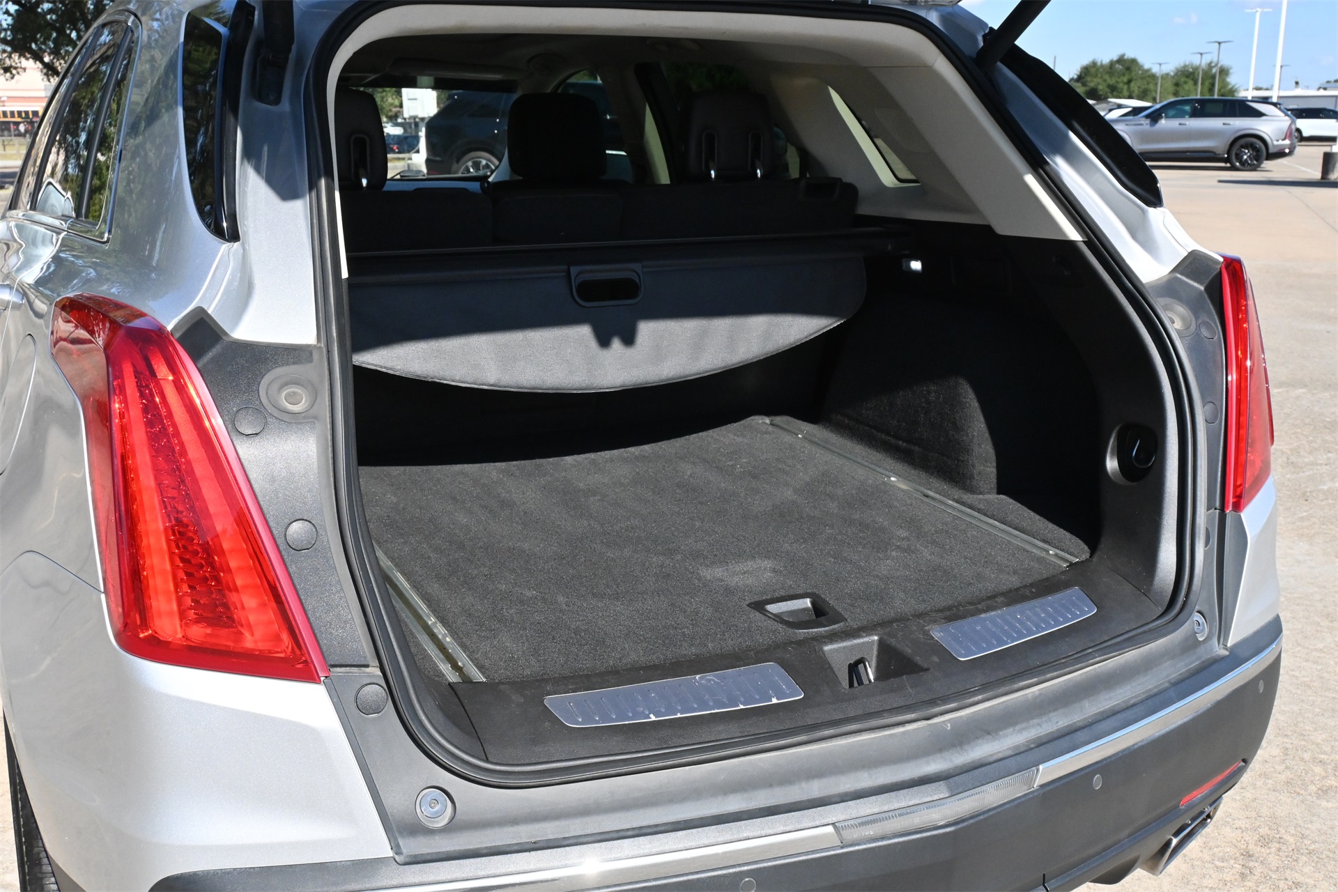 2019 Cadillac XT5 Premium Luxury Silver at Community Honda