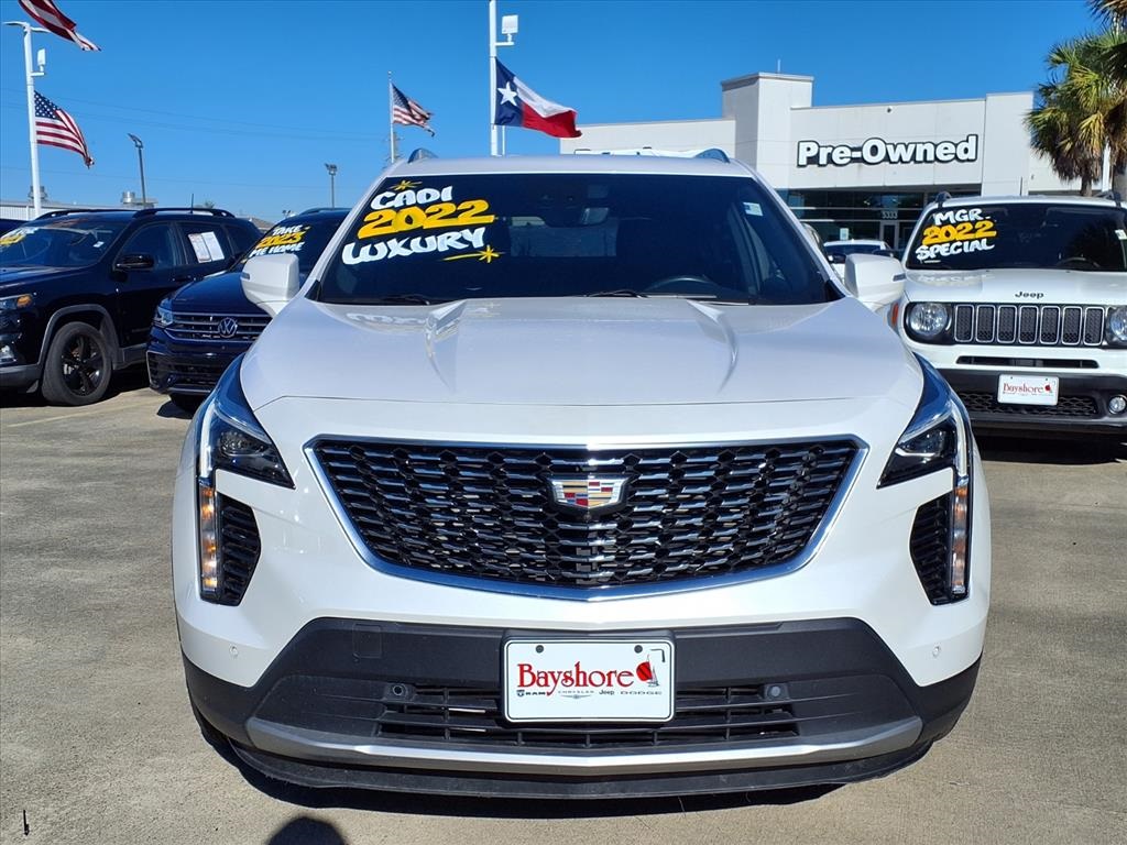 2022 Cadillac XT4 Premium Luxury White at Mac Haik CDJR North Houston