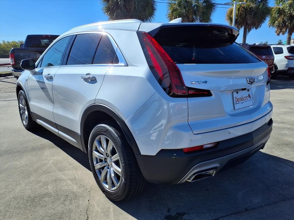 2022 Cadillac XT4 Premium Luxury White at Mac Haik CDJR North Houston
