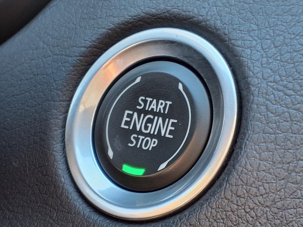 2022 Cadillac XT4 Premium Luxury White at Mac Haik CDJR North Houston