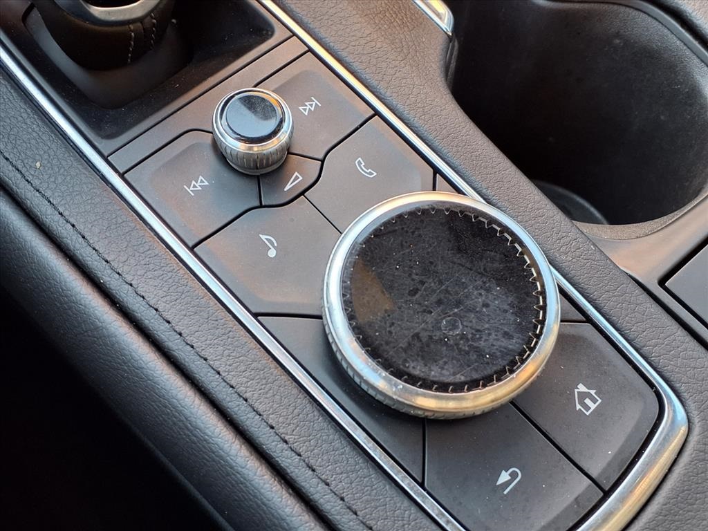 2022 Cadillac XT4 Premium Luxury White at Mac Haik CDJR North Houston