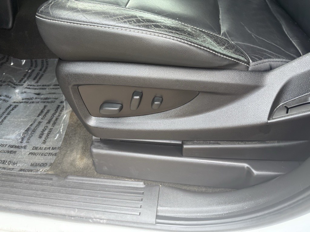 2018 Chevrolet Silverado 1500 LT White at Community Honda