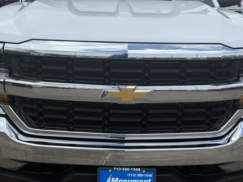 2018 Chevrolet Silverado 1500 LT White at Community Honda