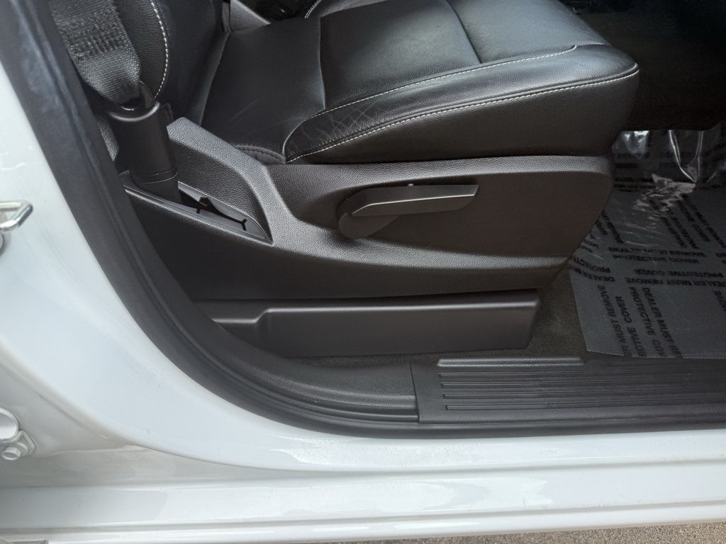 2018 Chevrolet Silverado 1500 LT White at Community Honda